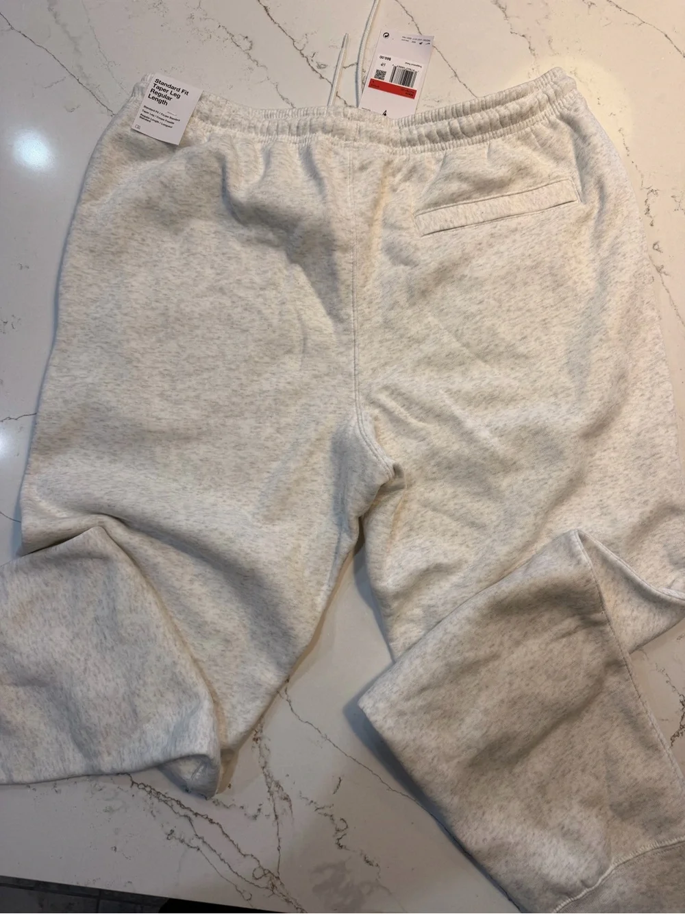 NWT Nike Standard Fit Taper Leg Feather Gray/White w/Drawstring Size Large